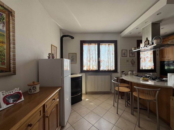 casa indipendente in vendita a Cecina