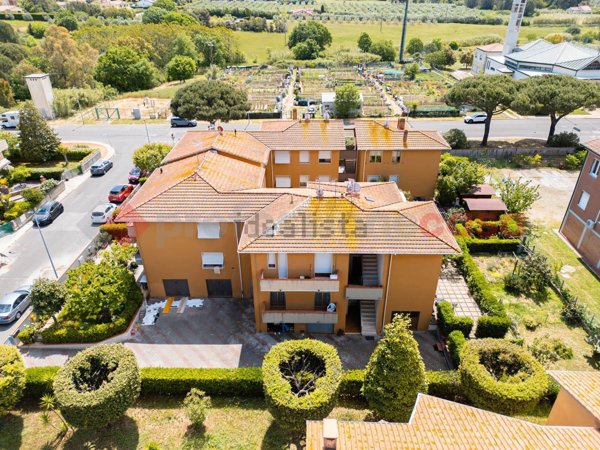 appartamento in vendita a Cecina