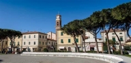 negozio in vendita a Cecina