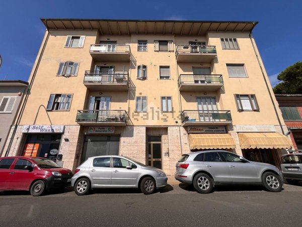 appartamento in vendita a Cecina
