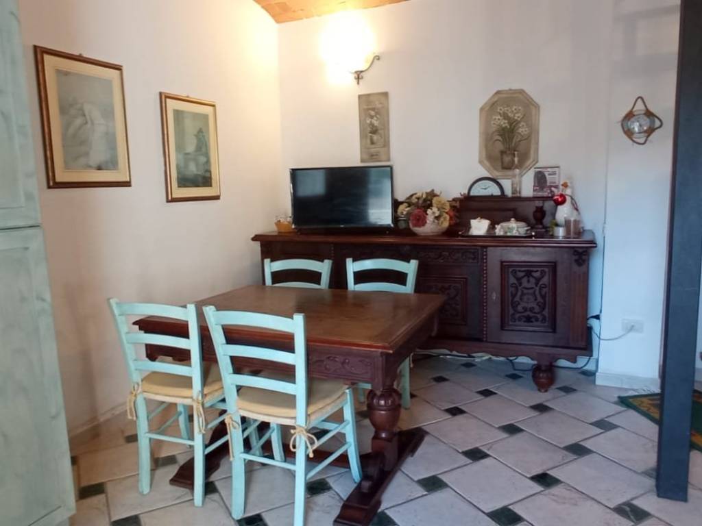 appartamento in vendita a Cecina