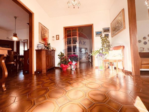 appartamento in vendita a Cecina