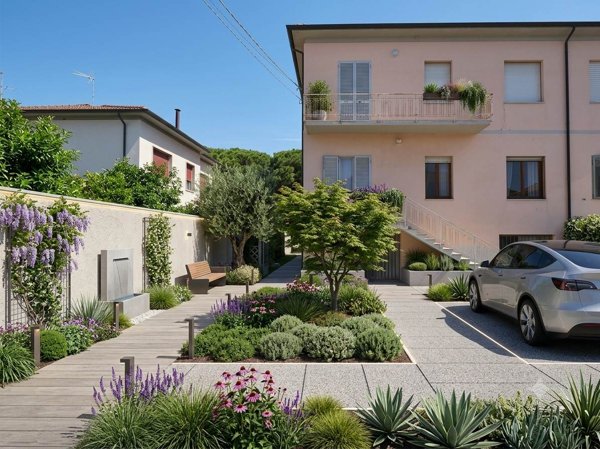 casa indipendente in vendita a Cecina