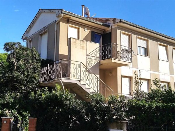 appartamento in vendita a Cecina