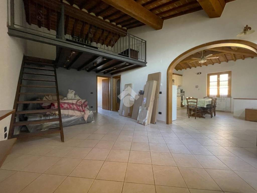 appartamento in vendita a Collesalvetti