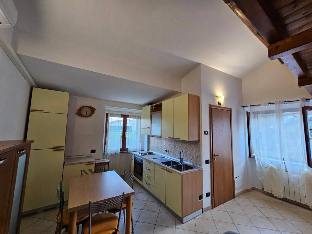 casa indipendente in vendita a Collesalvetti in zona Parrana San Martino