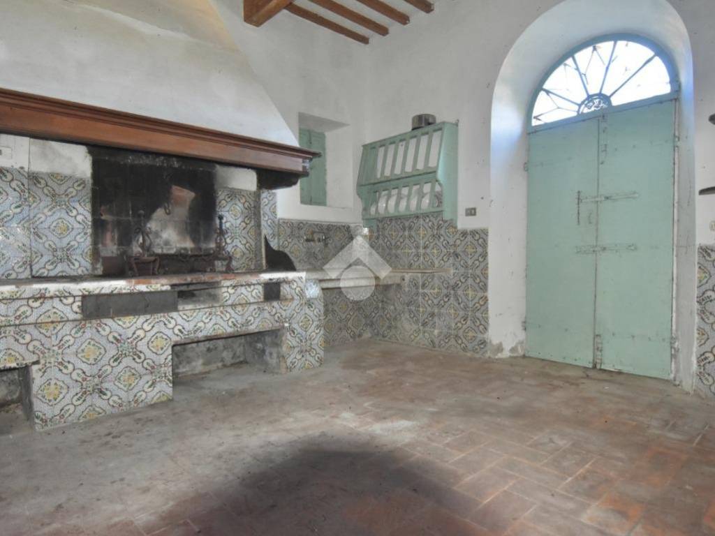appartamento in vendita a Collesalvetti in zona Parrana San Martino