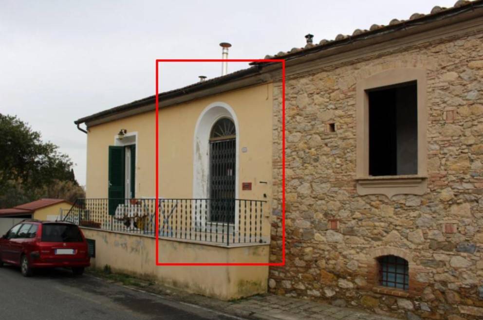 negozio in vendita a Collesalvetti in zona Parrana San Martino