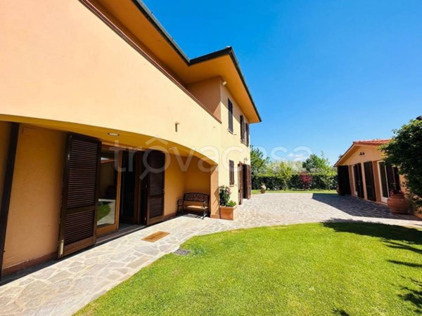 casa indipendente in vendita a Collesalvetti
