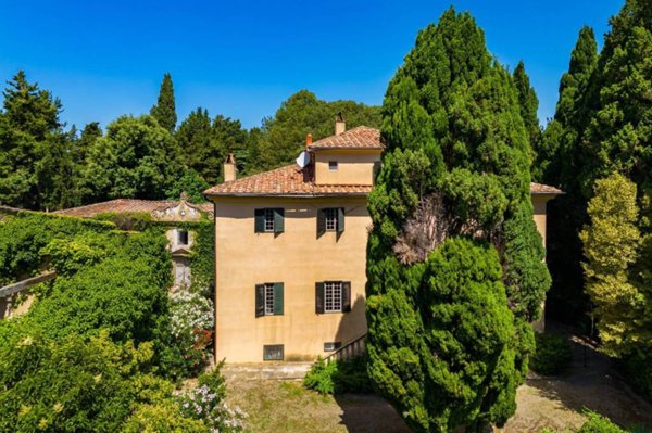 villa in vendita a Collesalvetti