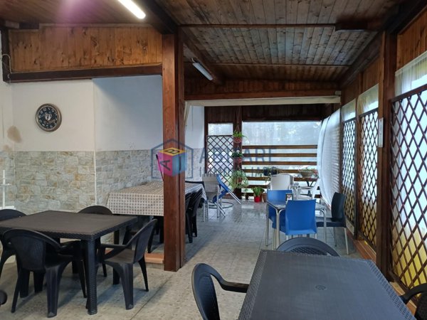negozio in vendita a Collesalvetti