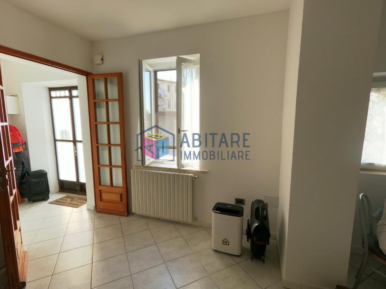 casa indipendente in vendita a Collesalvetti in zona Vicarello