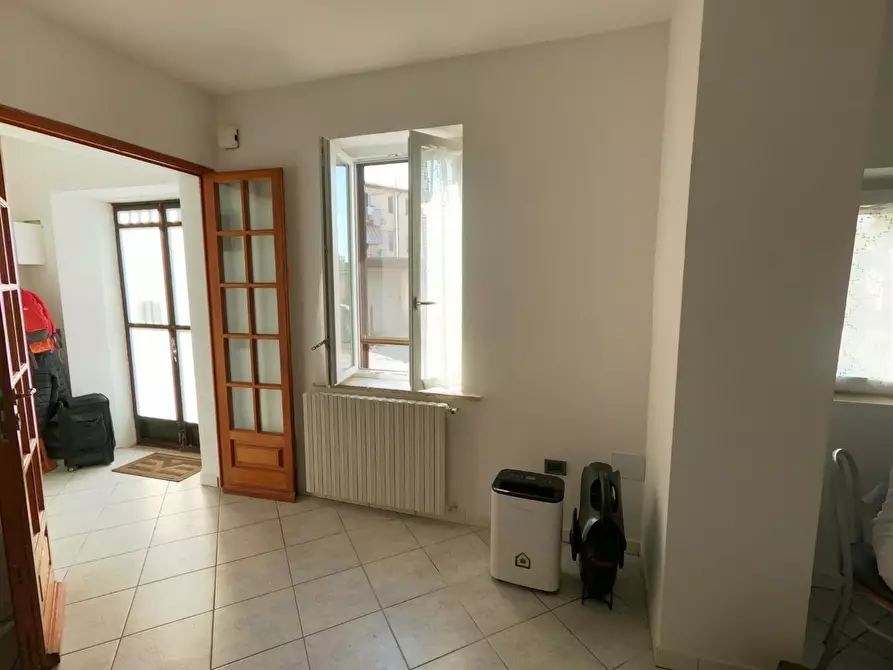 casa indipendente in vendita a Collesalvetti in zona Vicarello