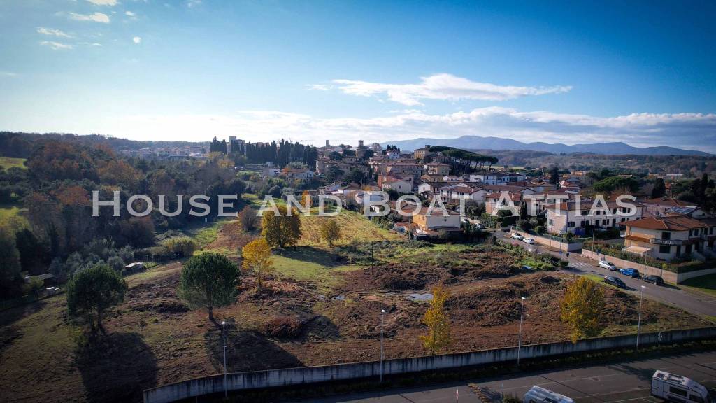 casa indipendente in vendita a Collesalvetti