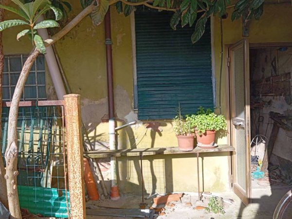 casa indipendente in vendita a Collesalvetti in zona Vicarello