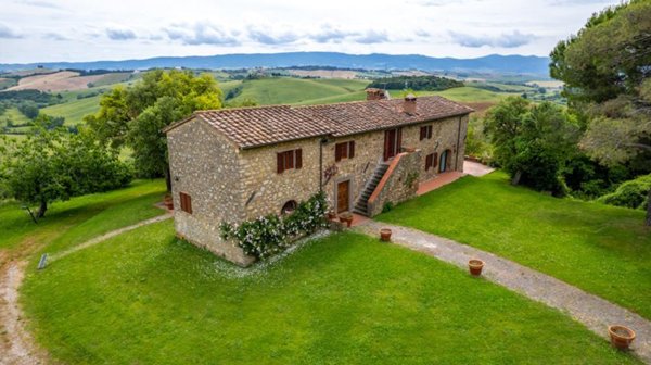 casa indipendente in vendita a Collesalvetti in zona Colognole