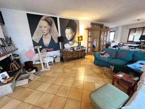 appartamento in vendita a Collesalvetti in zona Stagno