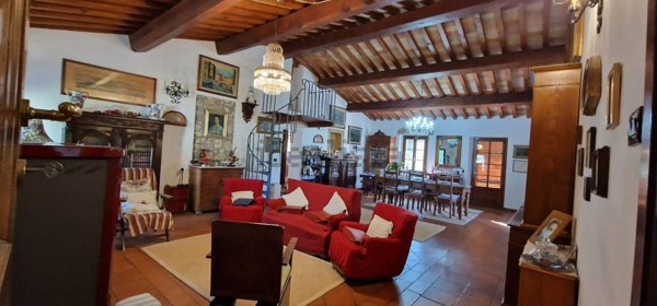 appartamento in vendita a Collesalvetti in zona Parrana San Martino