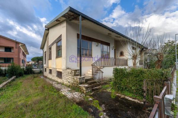 casa indipendente in vendita a Collesalvetti