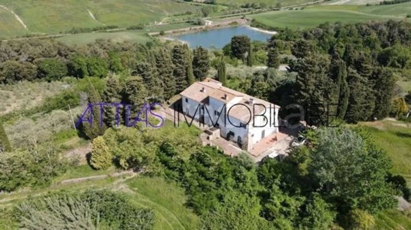 casa indipendente in vendita a Collesalvetti
