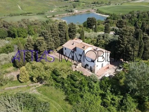 casa indipendente in vendita a Collesalvetti