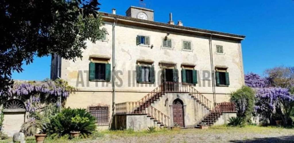 casa indipendente in vendita a Collesalvetti