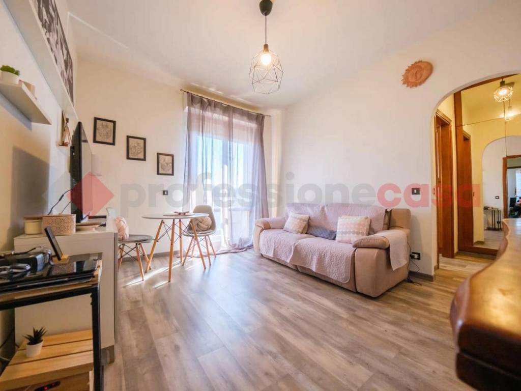 appartamento in vendita a Collesalvetti in zona Stagno
