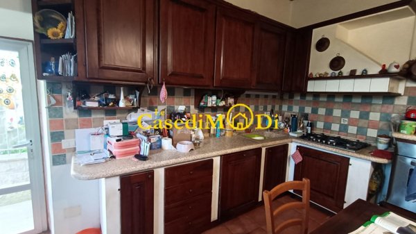 casa indipendente in vendita a Collesalvetti in zona Parrana San Martino