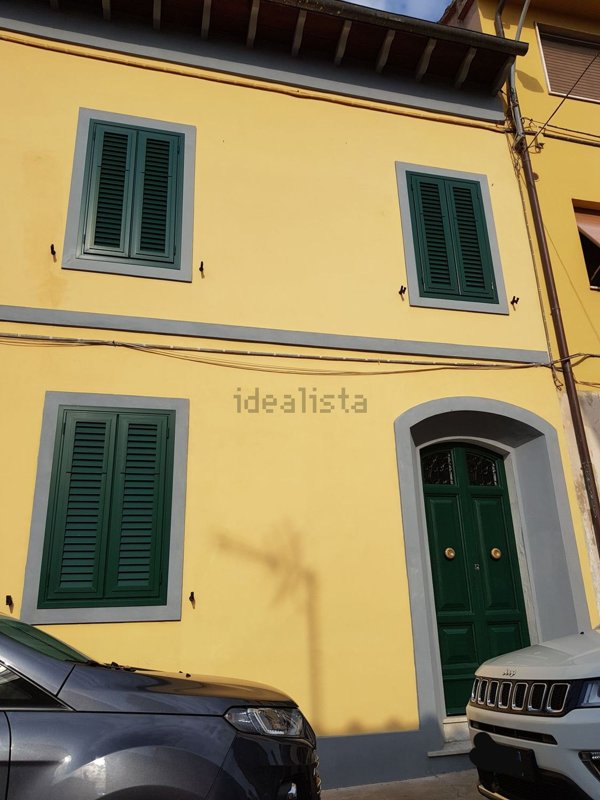casa indipendente in vendita a Collesalvetti