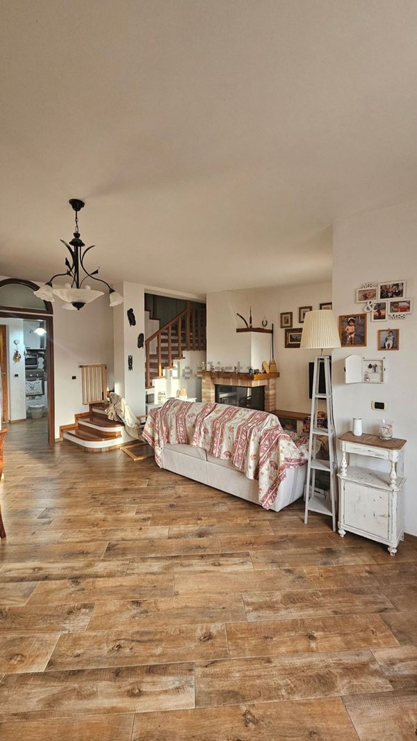 appartamento in vendita a Collesalvetti