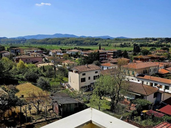 appartamento in vendita a Collesalvetti