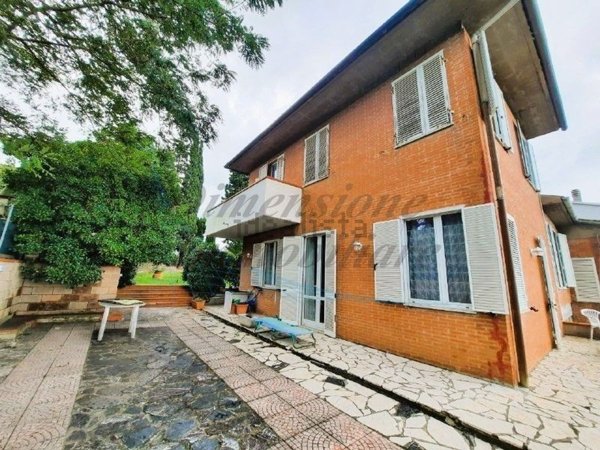 casa indipendente in vendita a Collesalvetti in zona Parrana San Martino