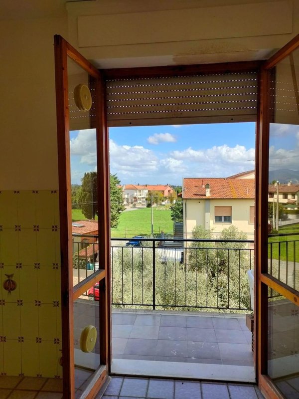 appartamento in vendita a Collesalvetti