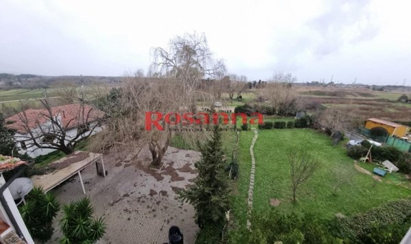 appartamento in vendita a Collesalvetti in zona Stagno