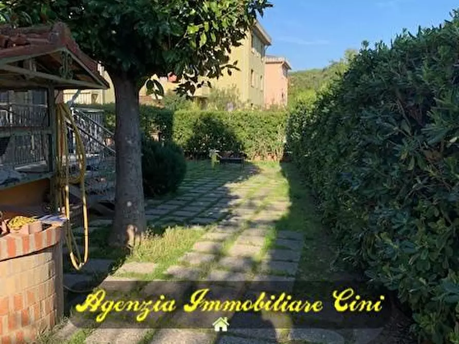 casa indipendente in vendita a Collesalvetti in zona Stagno