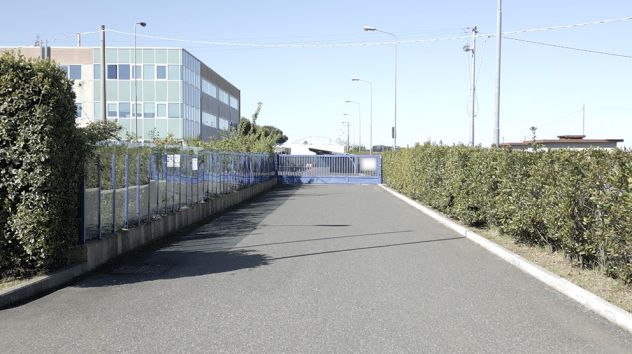negozio in vendita a Collesalvetti