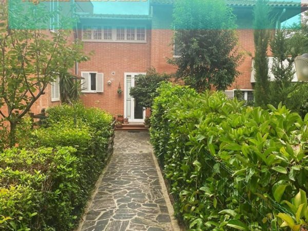 casa indipendente in vendita a Collesalvetti in zona Parrana San Martino