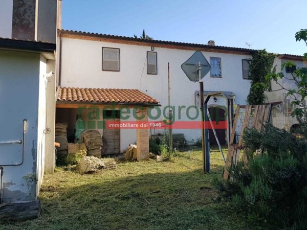 casa semindipendente in vendita a Collesalvetti in zona Parrana San Martino