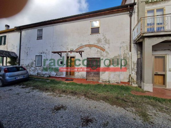 casa semindipendente in vendita a Collesalvetti in zona Parrana San Martino