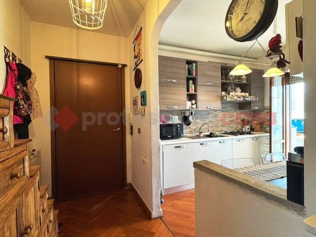 appartamento in vendita a Collesalvetti in zona Stagno
