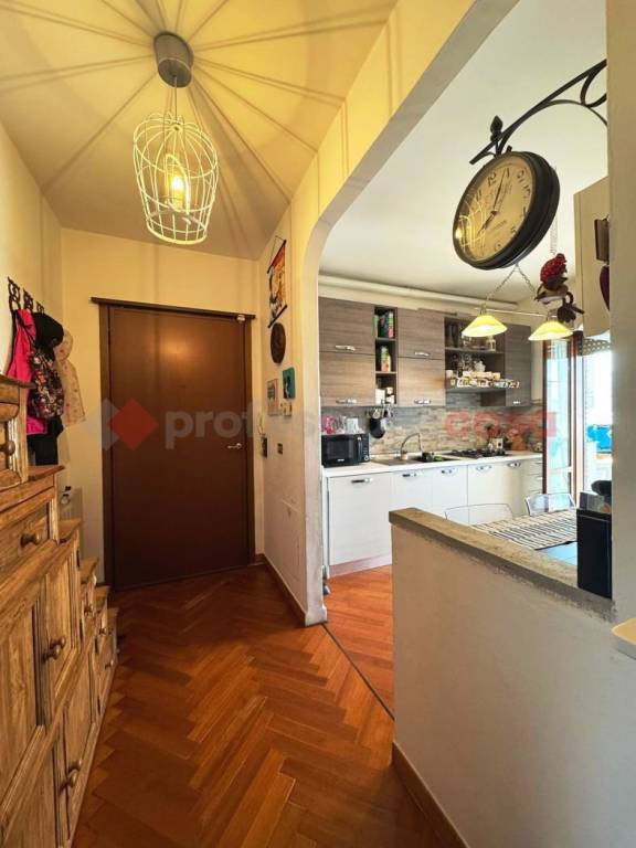 appartamento in vendita a Collesalvetti in zona Stagno
