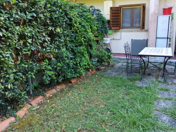casa indipendente in vendita a Collesalvetti