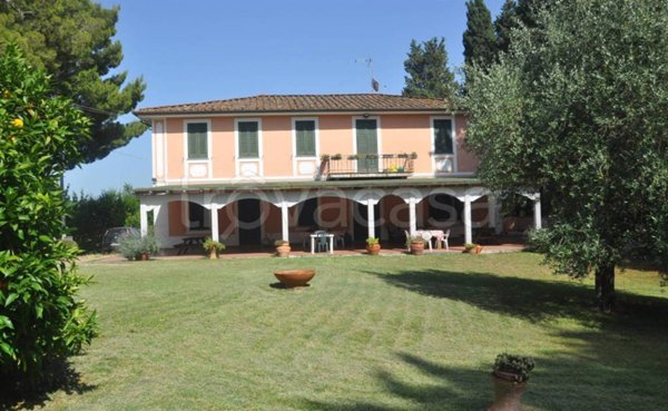 casa indipendente in vendita a Collesalvetti in zona Castell'Anselmo