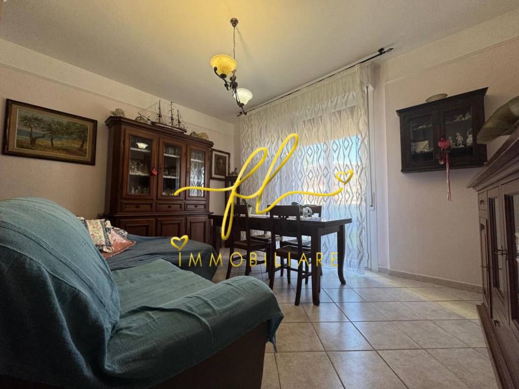 appartamento in vendita a Collesalvetti in zona Stagno