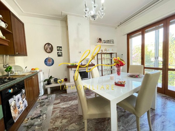 casa indipendente in vendita a Collesalvetti