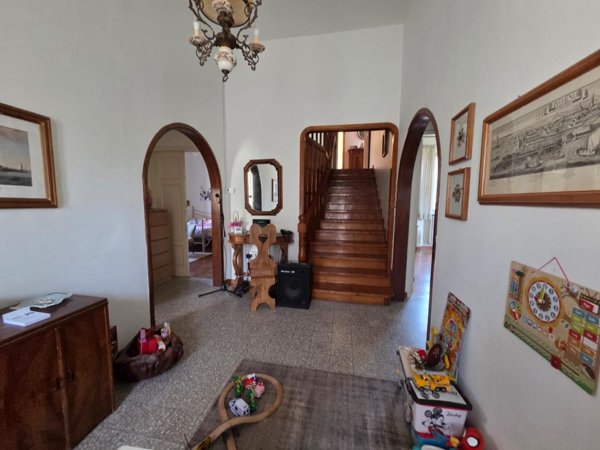 casa indipendente in vendita a Collesalvetti in zona Guasticce