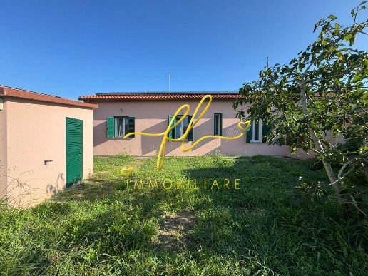 casa indipendente in vendita a Collesalvetti in zona Vicarello