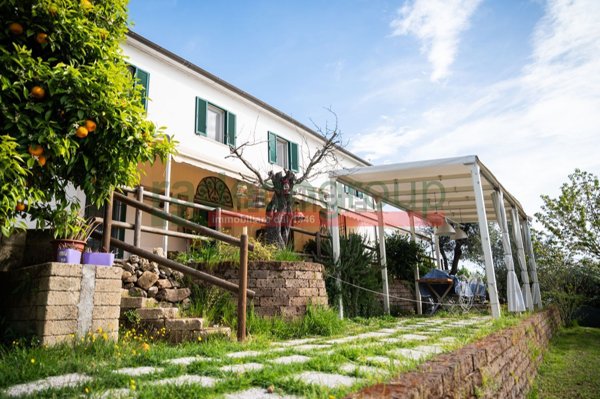 casa indipendente in vendita a Collesalvetti in zona Parrana San Martino