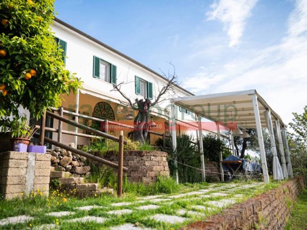 casa indipendente in vendita a Collesalvetti in zona Parrana San Martino