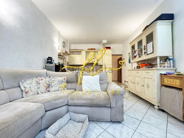 appartamento in vendita a Collesalvetti in zona Vicarello